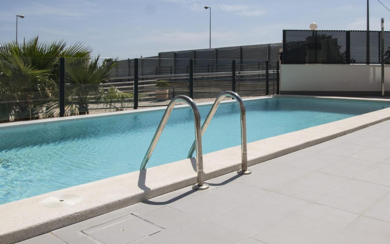 Modern Sea Front Jacuzzi Blue Sky Lejlighed Alicante Eksteriør billede